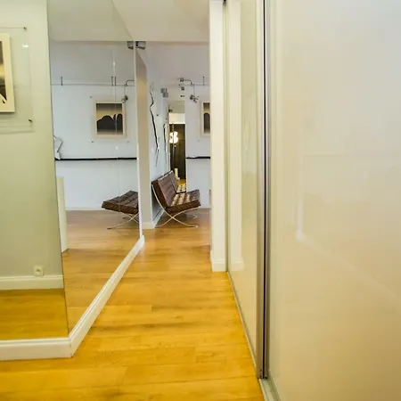 Appartamento White Mirror Apartment, Old Town, Sobieskiego *